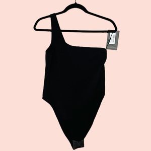 NWT Pretty Little Thing One Shoulder Swimsuit Size 8